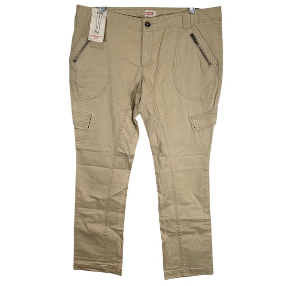 Mossimo Supply Co. Pants - Mossimo Supply Co Womens Khaki Tan Straight Leg Cargo Pants Size 17 Zip Pockets